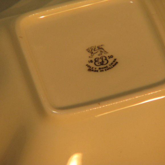 Foley Sweet Dish to Commemorate the Coronation of Queen Elizabeth II & Bonus Cup - Picture 8 of 8